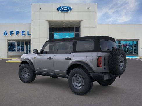 New 2025 Ford Bronco Badlands image 5
