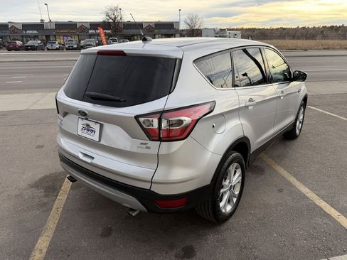 Used 2017 Ford Escape SE w/ SE Cold Weather Package image 7
