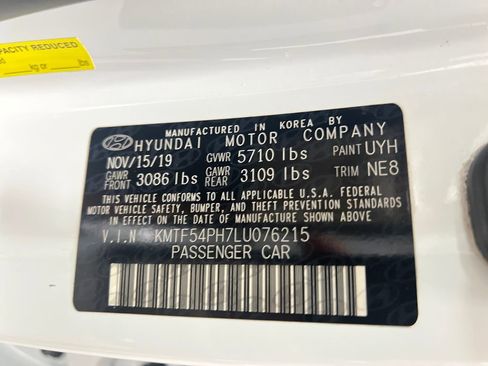 Used 2020 Genesis G90 5.0 Ultimate image 34