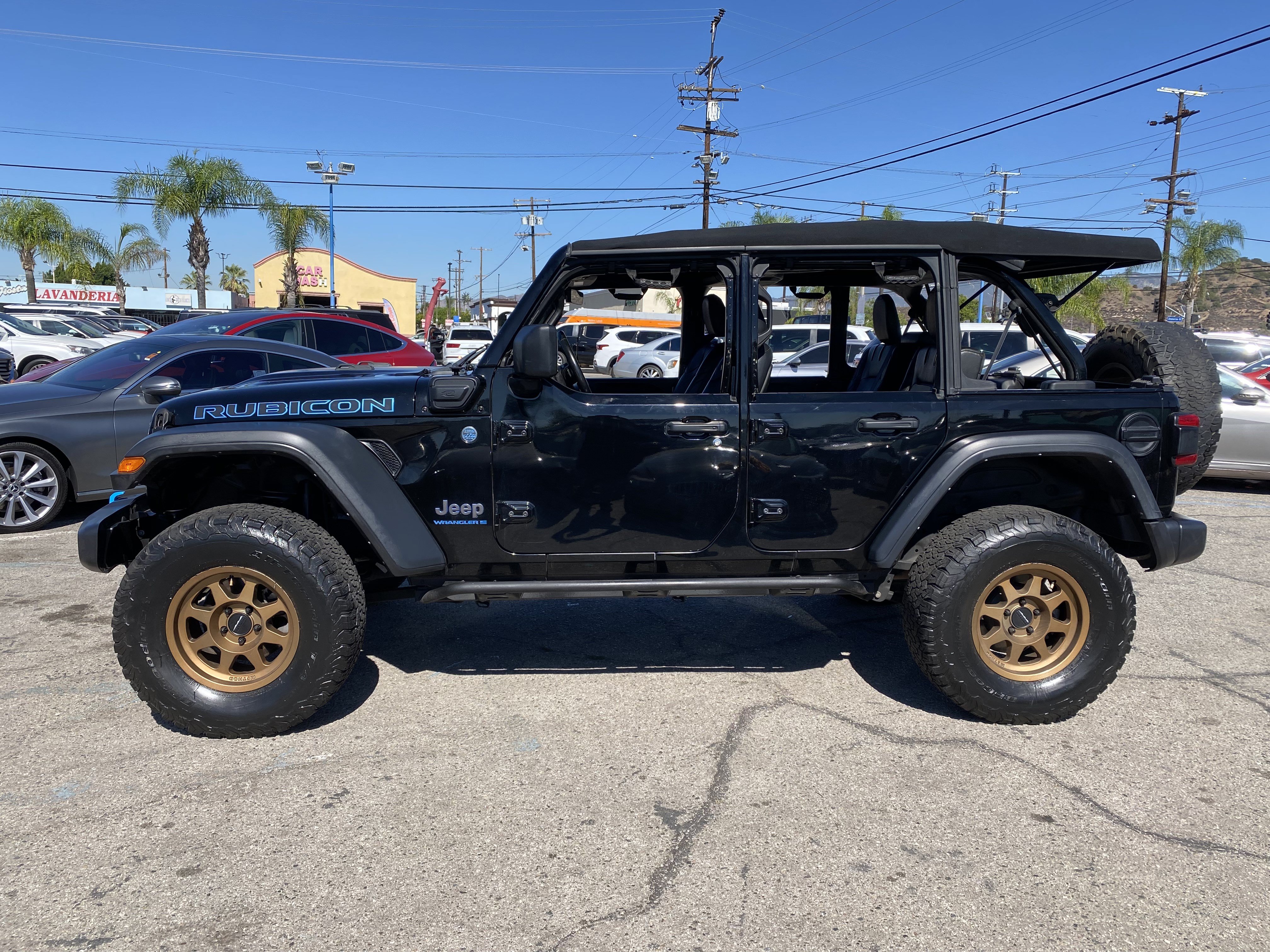 Used 2023 Jeep Wrangler Unlimited Rubicon 4xe AWD/4WD image 10
