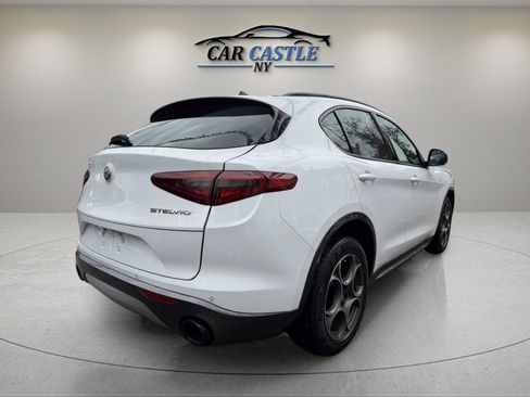 Used 2022 Alfa Romeo Stelvio Ti w/ Active Assist Plus Package image 8