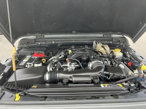 Used 2021 Jeep Wrangler Unlimited Sport image 9