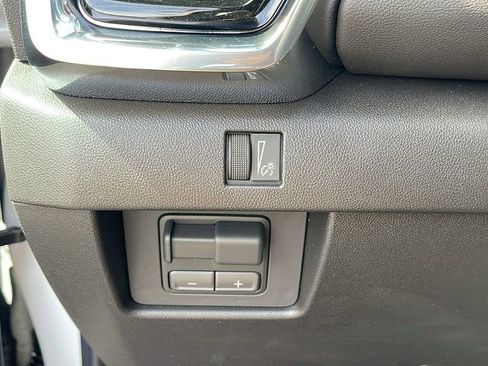 New 2026 GMC Canyon Elevation RWD image 25