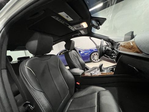 Used 2018 BMW 330i xDrive Sedan image 40