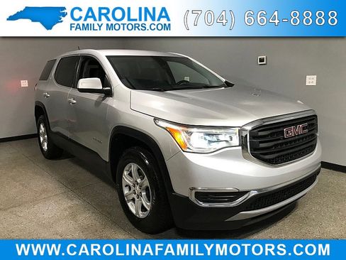 Used 2019 GMC Acadia SLE w/ LPO, Floor Liner Package FWD image 1