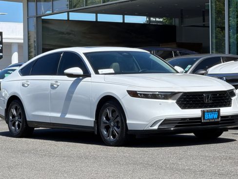 Used 2024 Honda Accord EX-L image 6