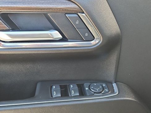 Used 2025 Chevrolet Silverado 1500 LT w/ Leather Package RWD image 23