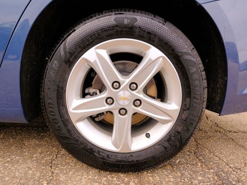 Used 2024 Chevrolet Malibu LT image 42