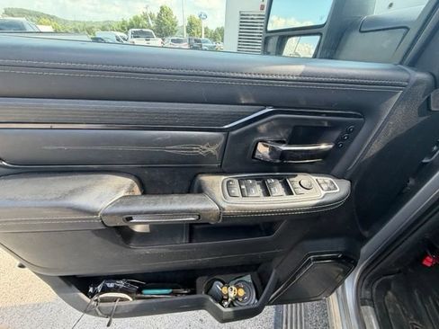 Used 2024 RAM 2500 Limited AWD/4WD image 30