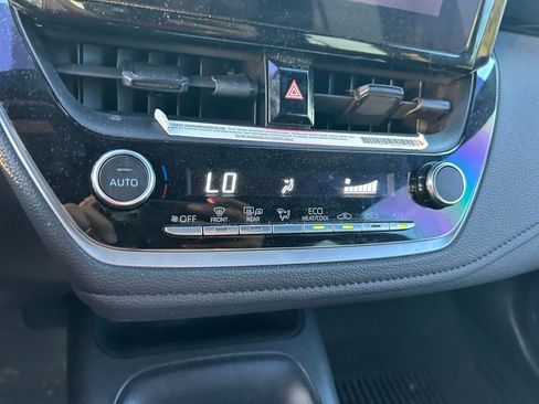 Used 2023 Toyota Corolla SE FWD image 25