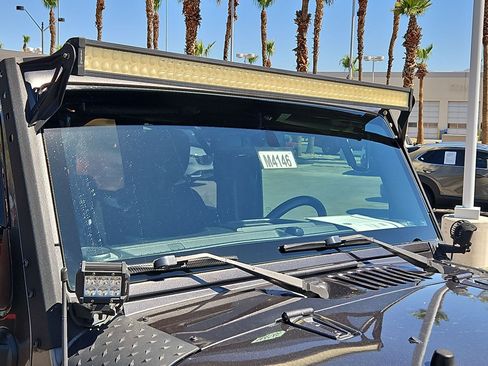 Used 2018 Jeep Wrangler Unlimited Sport S AWD/4WD image 29