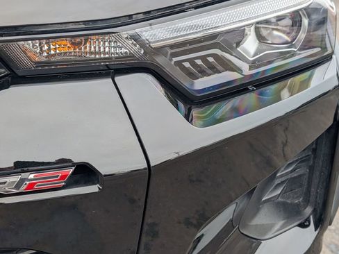 Used 2024 Chevrolet Colorado ZR2 w/ Technology Package image 11