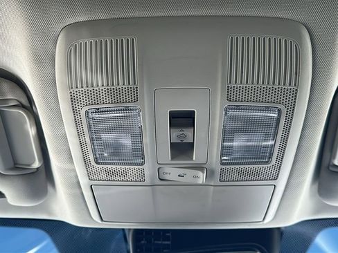 Used 2019 MAZDA CX-5 Touring image 32