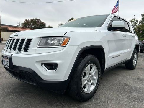 Used 2015 Jeep Grand Cherokee Laredo w/ Quick Order Package 23E RWD image 1