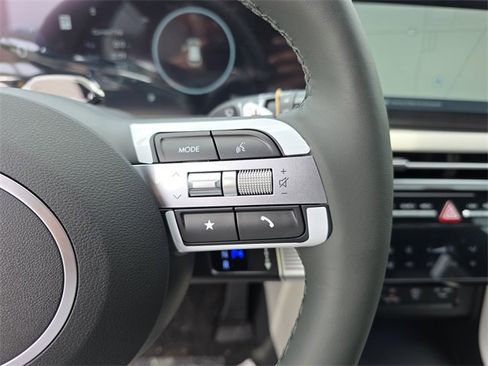 New 2025 Hyundai Tucson Limited image 29