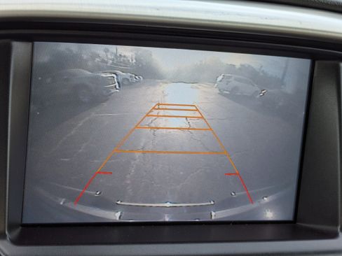 Certified 2016 GMC Canyon SLE w/ SLE Convenience Package image 30