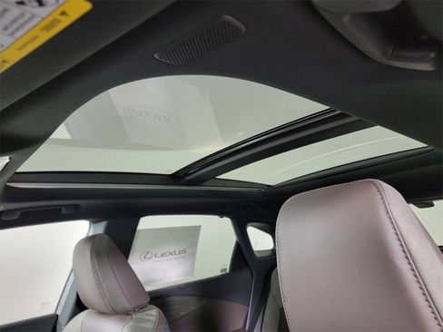 New 2026 Lexus RX 350 image 4