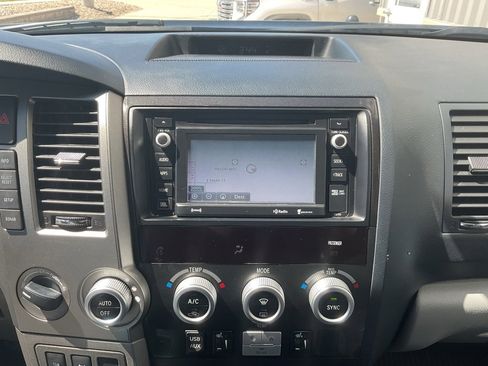 Used 2017 Toyota Sequoia Limited image 17