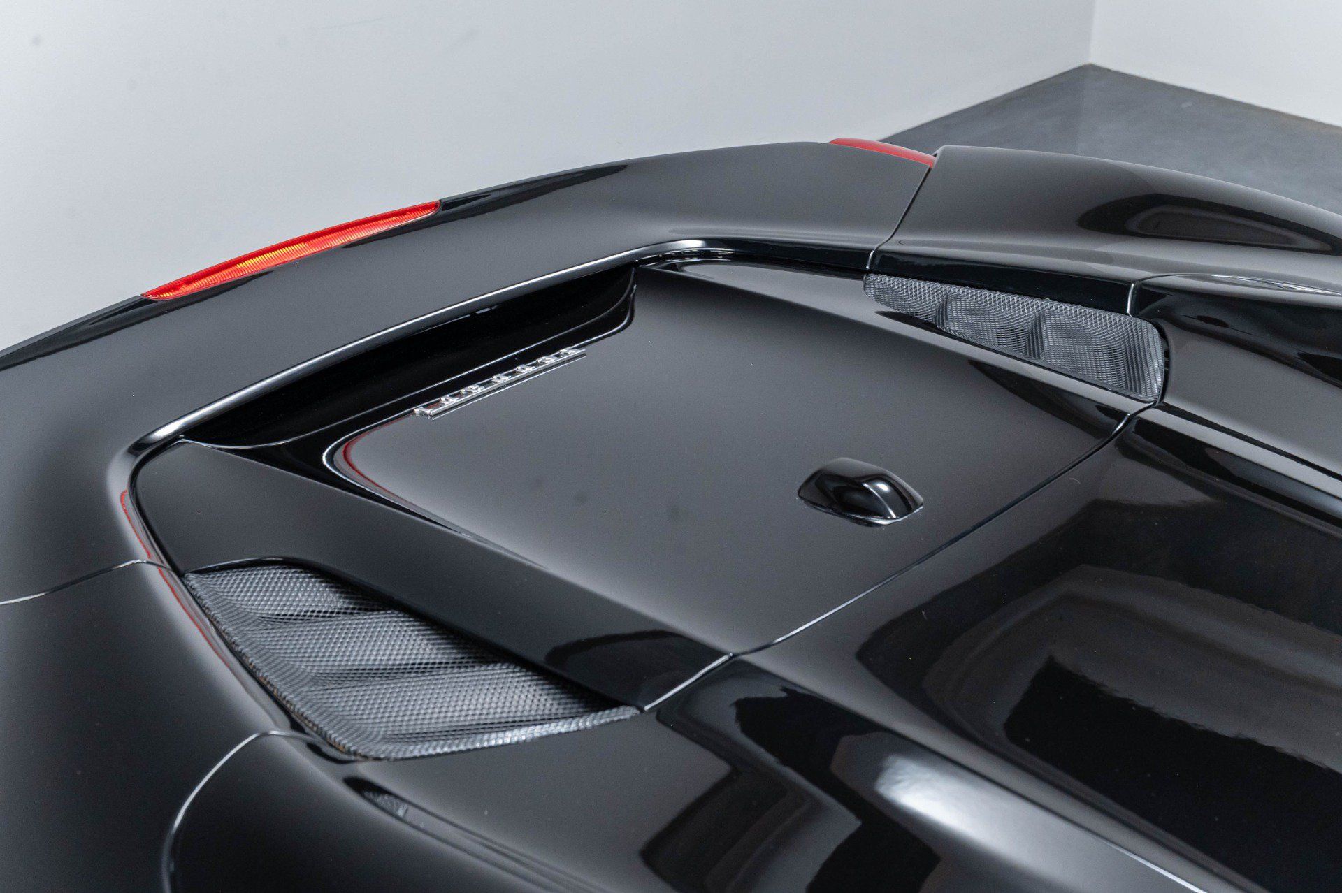 Used 2016 Ferrari 488 Spider RWD image 59