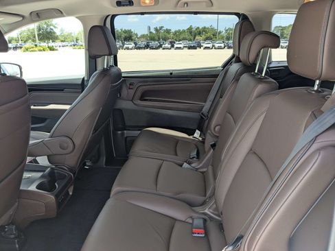 Used 2025 Honda Odyssey Touring image 19