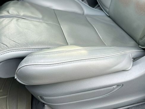 Used 2018 Lincoln Navigator Reserve w/ Technology Package image 9