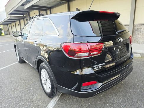 Used 2020 Kia Sorento L image 3