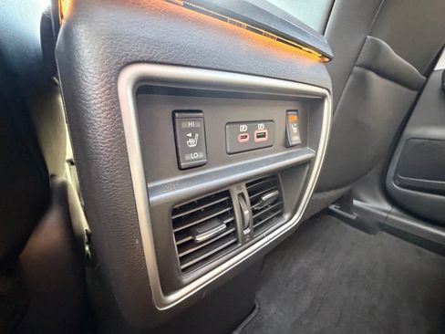 Used 2019 Nissan Murano SL w/ SL Technology Package AWD/4WD image 17