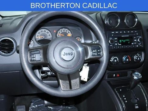 Used 2016 Jeep Patriot Sport AWD/4WD image 18