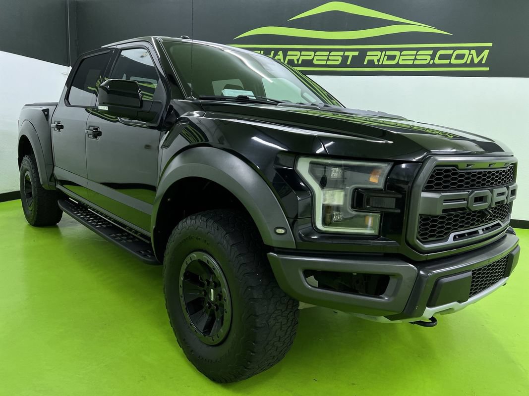 Used 2017 Ford F150 Raptor w/ Equipment Group 802A Luxury AWD/4WD image 2