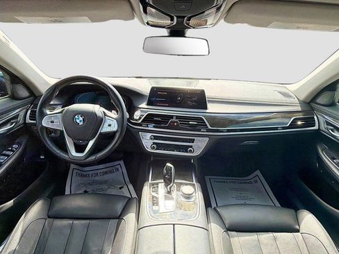 Used 2020 BMW 740i RWD image 17