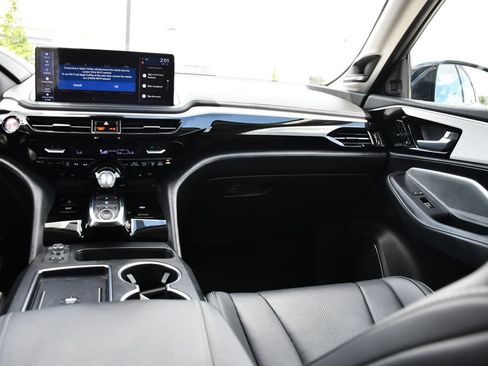 Certified 2025 Acura MDX w/ Technology Package AWD/4WD image 23