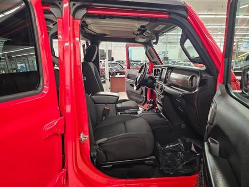 Used 2020 Jeep Gladiator Sport w/ Quick Order Package 24S image 33
