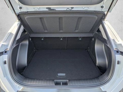 Used 2026 Hyundai Kona SEL Premium FWD image 6