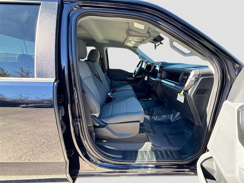 Used 2024 Ford F150 XL image 26