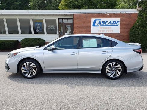 Used 2023 Subaru Legacy Limited AWD/4WD image 2