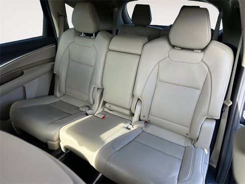 Used 2020 Acura MDX Technology image 13