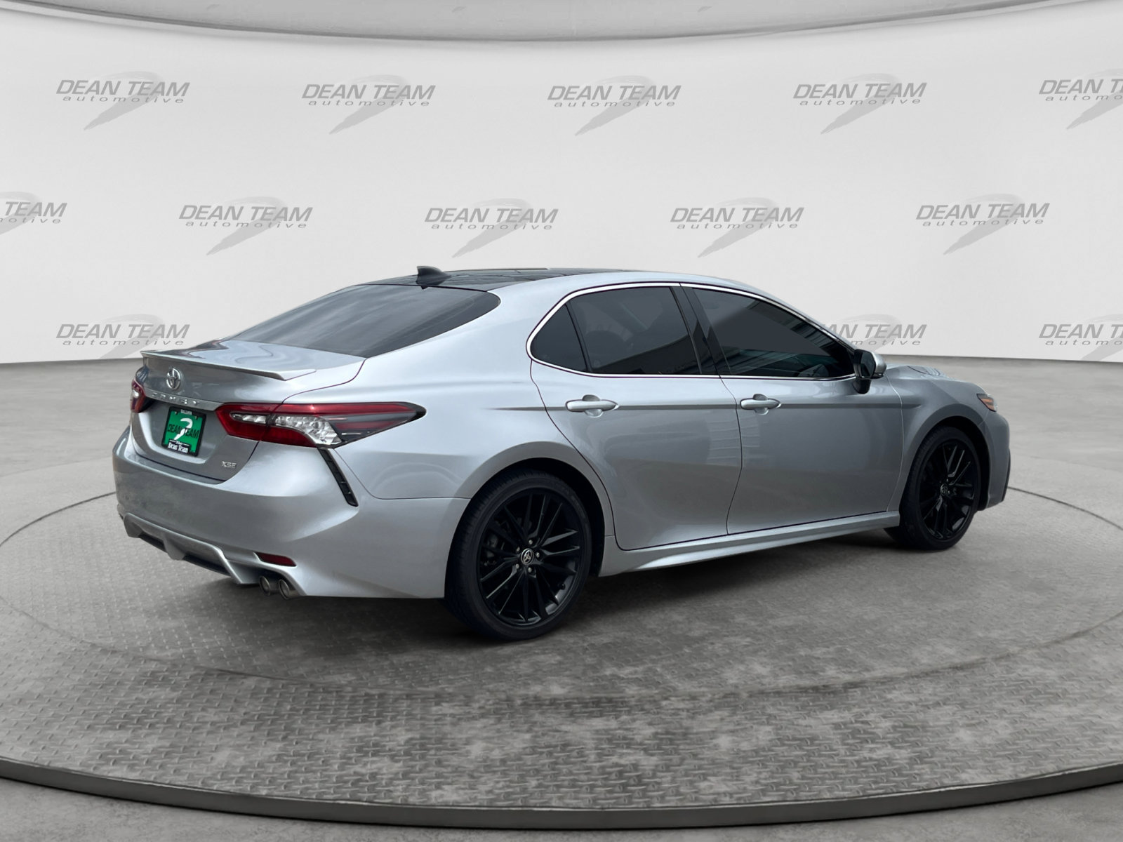 Used 2022 Toyota Camry XSE w/ Navigation Package FWD image 8