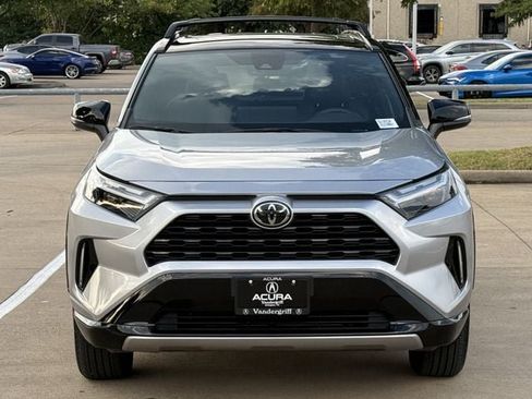 Used 2025 Toyota RAV4 XSE AWD/4WD image 7