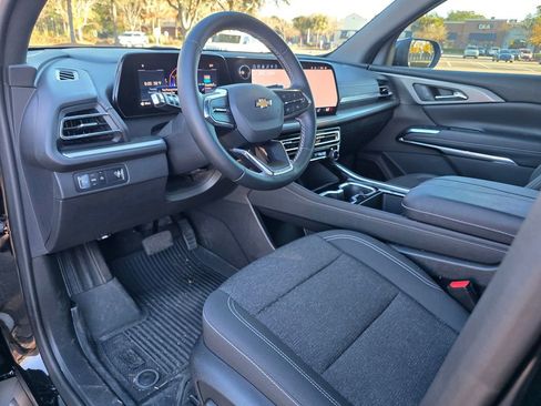 New 2026 Chevrolet Traverse LT w/ LPO, Floor Liner Package FWD image 9