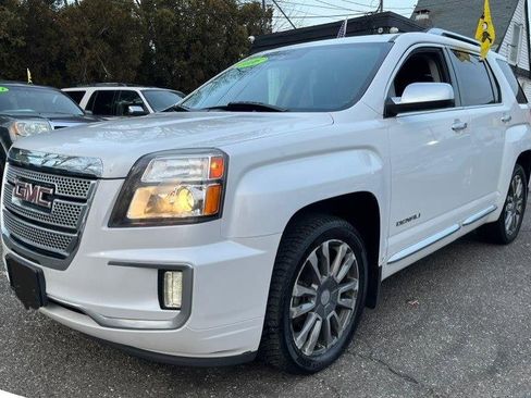 Used 2016 GMC Terrain Denali w/ Cargo Package AWD/4WD image 2