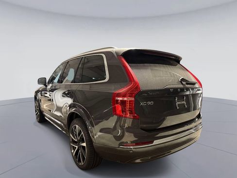 Used 2024 Volvo XC90 B6 Plus AWD/4WD image 5