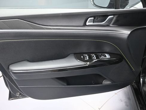 Certified 2026 Kia K5 GT FWD image 9