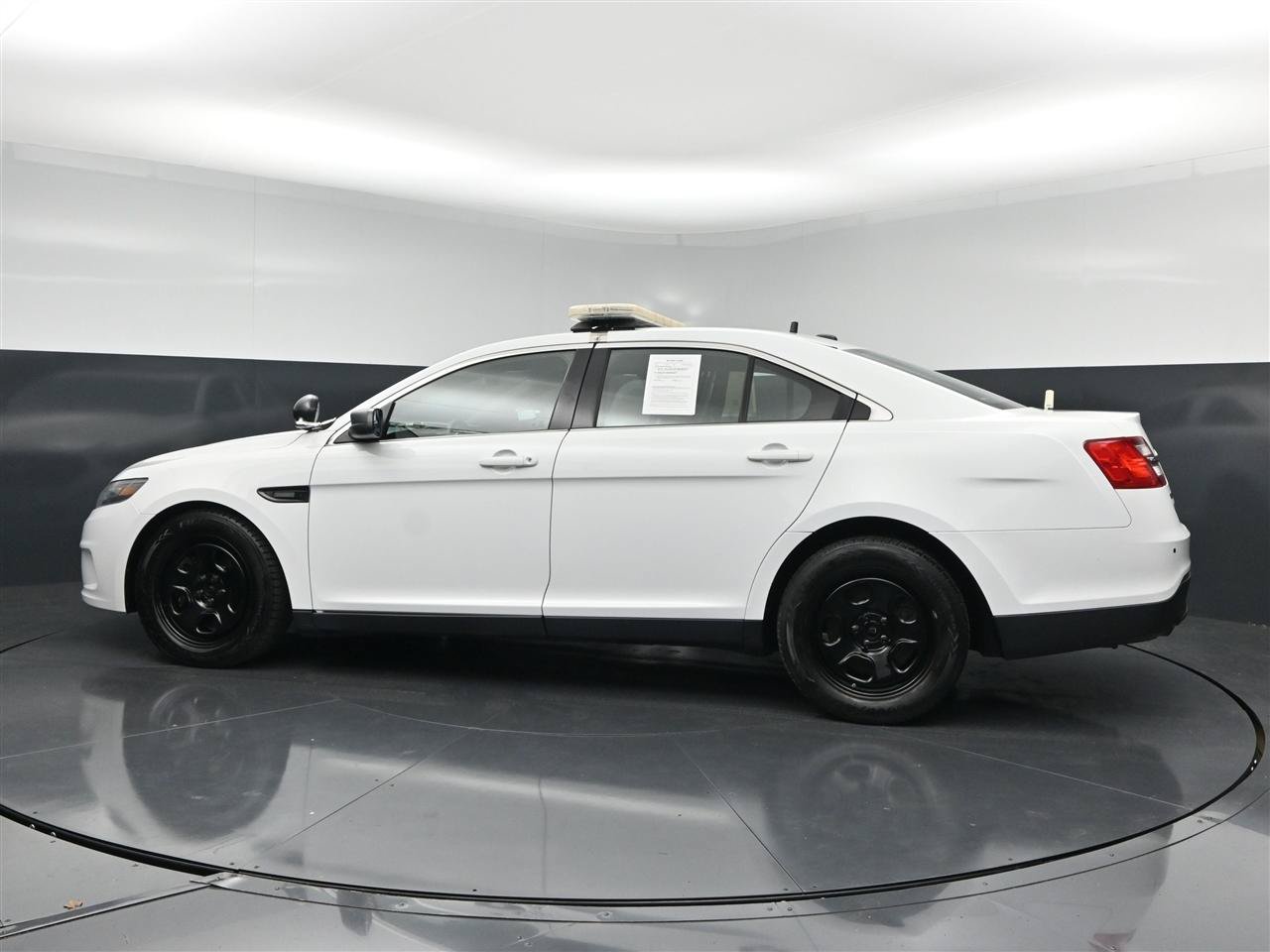 Used 2015 Ford Taurus Police Interceptor AWD image 8