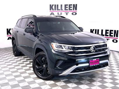 Used 2022 Volkswagen Atlas SE w/ Black Wheel Package