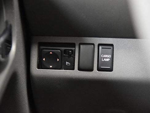 Used 2021 Nissan Frontier SV RWD image 19