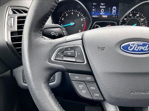 Used 2018 Ford Escape SEL image 20