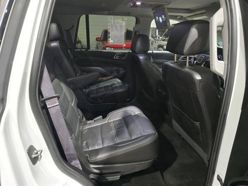 Used 2017 GMC Yukon Denali w/ Open Road Package AWD/4WD image 34