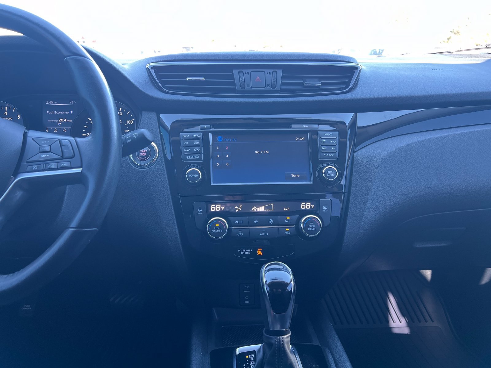 Used 2017 Nissan Rogue Sport SV w/ SV Premium Package AWD/4WD image 19