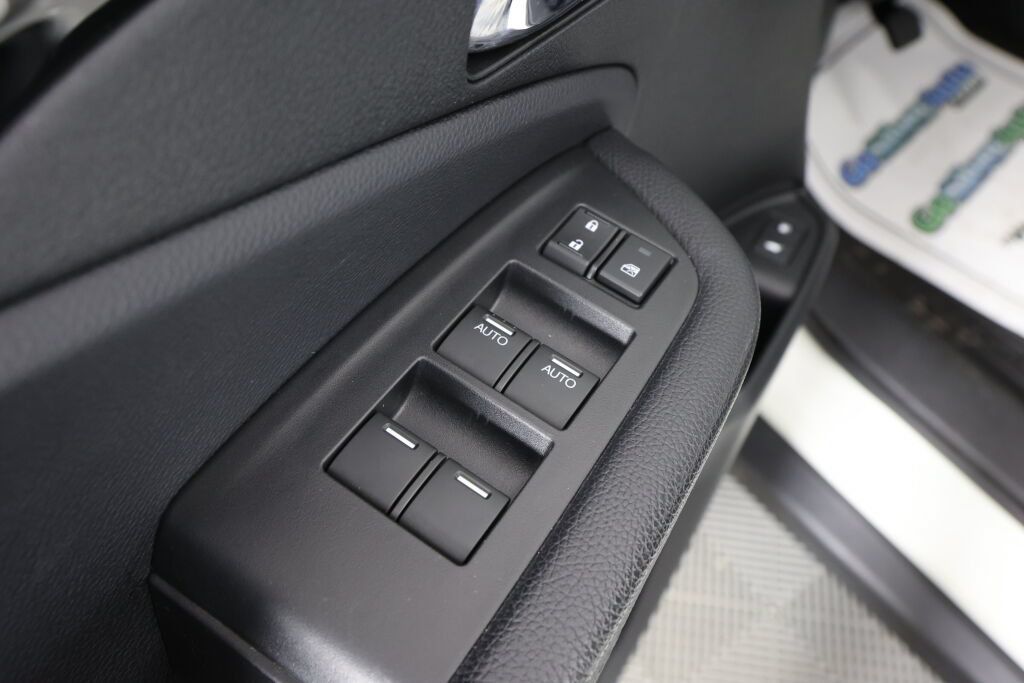 Used 2017 Honda Pilot Touring image 31