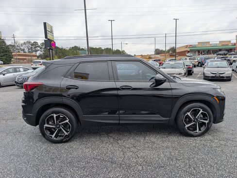 Used 2021 Chevrolet TrailBlazer RS w/ Driver Confidence Package image 4